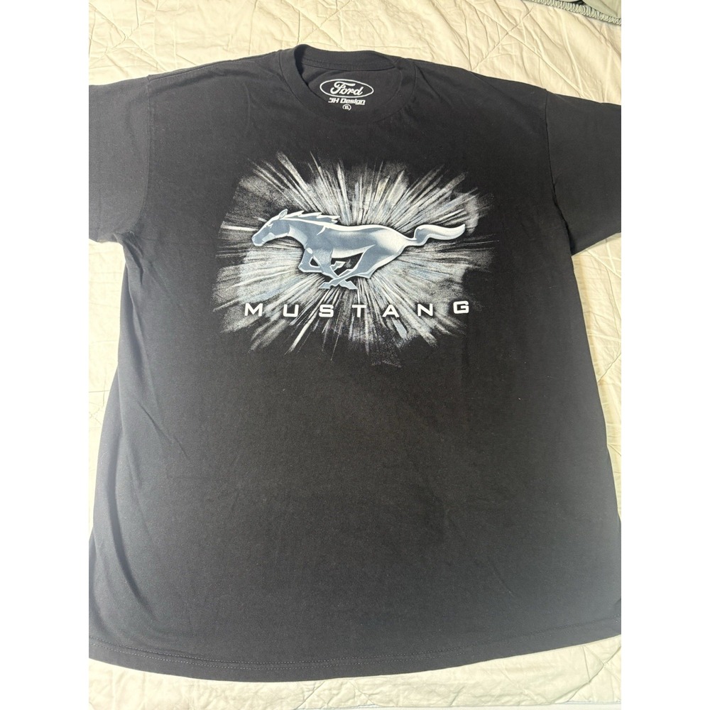 Ford Mustang T-Shirt XL Black Graphic Tee Running Horse Logo JH Design Licensed